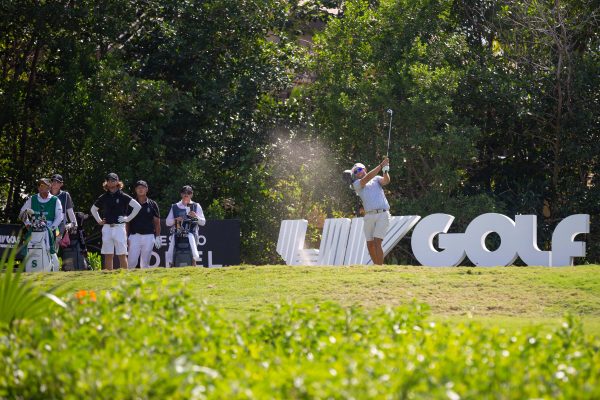 professional golfer puts during liv golf mayakoba