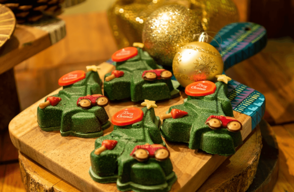 green christmas tree cake bites from rosewood 